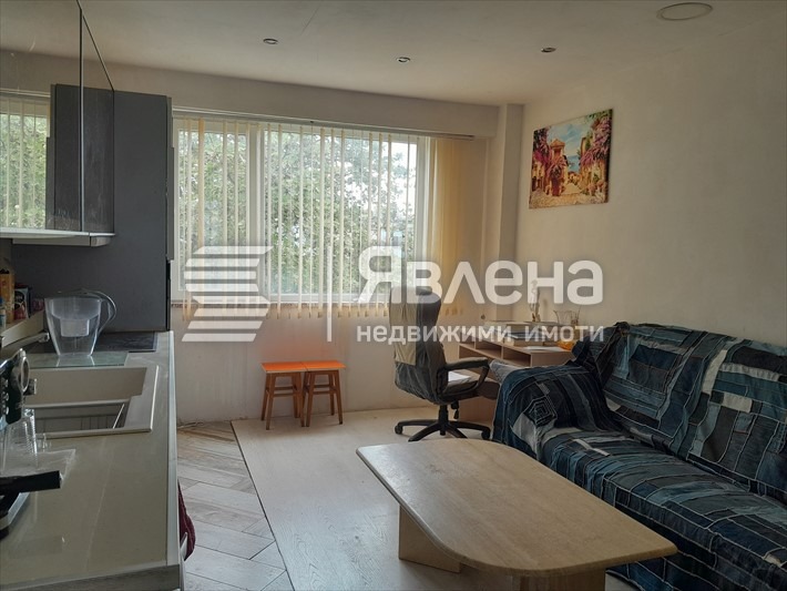De vânzare  1 dormitor Plovdiv , Gagarin , 60 mp | 78713789