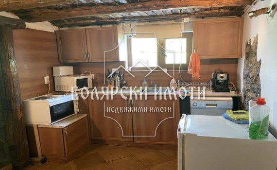 Продава КЪЩА, с. Равново, област Велико Търново, снимка 2 - Къщи - 46680896