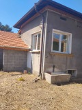 Продава КЪЩА, област Плевен, с. Крушовица • 28900 € • 84561290 1