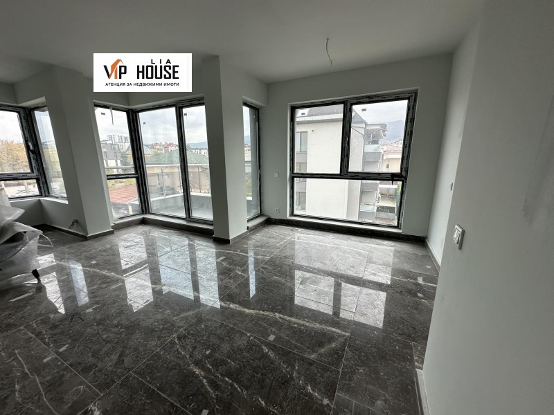 Продава 3-СТАЕН в град София, Лозенец - 136 кв.м / 330 000 € » 645 423.90 лв., ЛИА ВИП ХАУС ООД