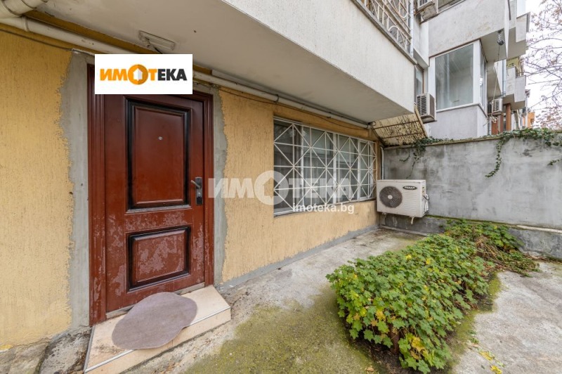 Продава 1-СТАЕН, гр. Варна, Зимно кино Тракия, снимка 8 - Aпартаменти - 48231821