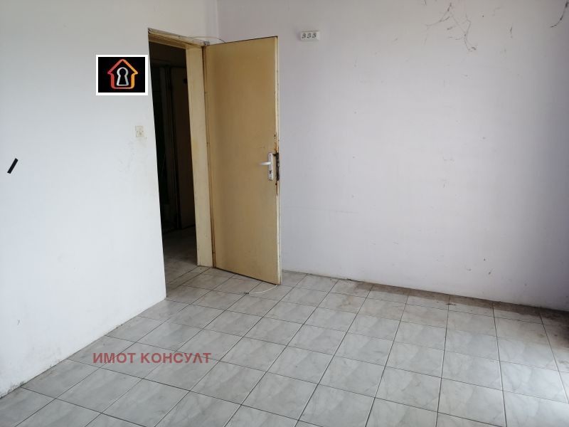 Продава  2-стаен, град Враца, Дъбника •  119 500 лв. • ID 33655810 — holmes.bg - [1] 