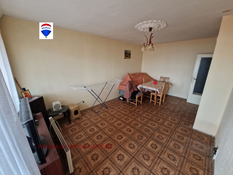 For Sale  1 bedroom Ruse , Tsentar , 62 sq.m | 28141929