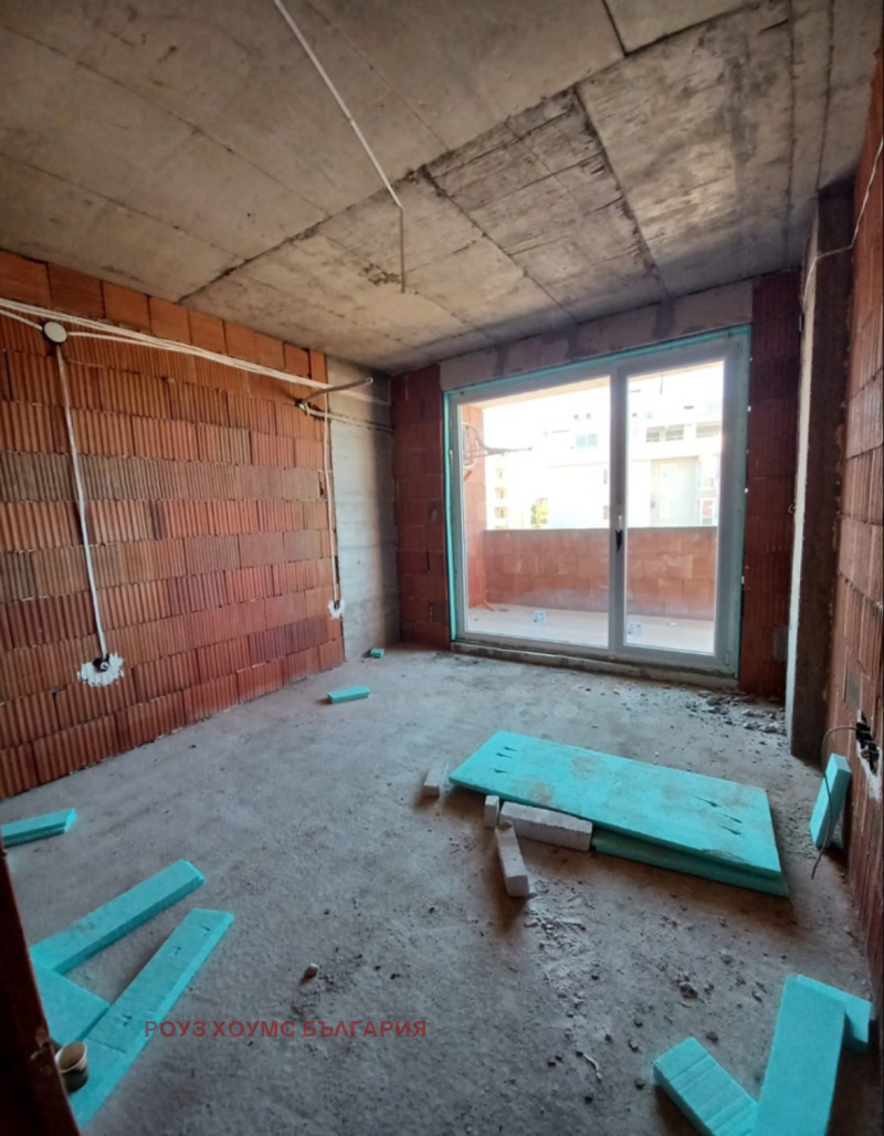 Продава 2-СТАЕН, гр. Пловдив, Остромила, снимка 3 - Апартаменти - 52295951