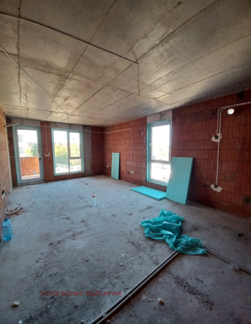 Продава 2-СТАЕН, град Пловдив, Остромила • 95000 € / 185803.85 лв. • 39808298 1