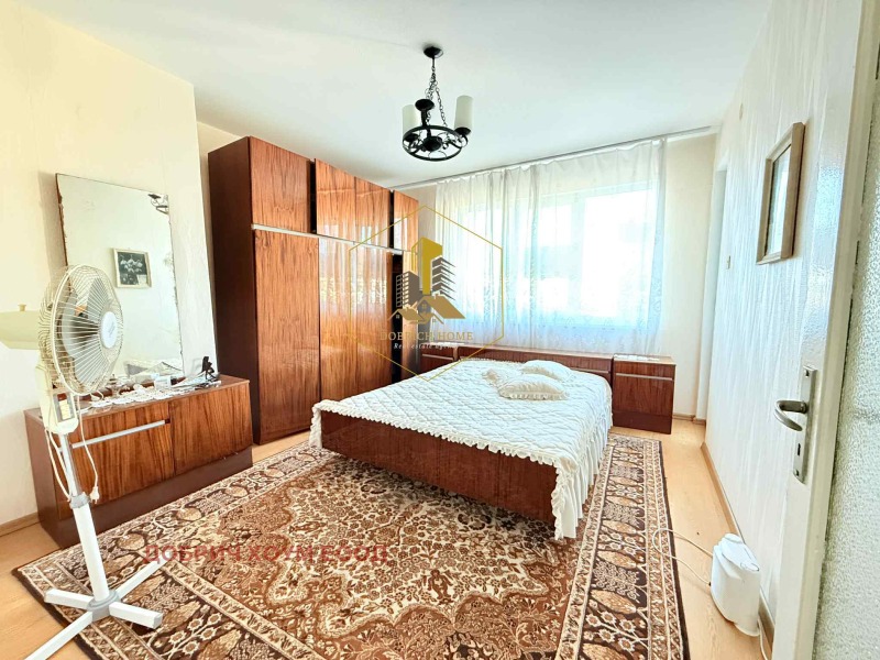 Продава  3-стаен град Добрич , Строител , 89 кв.м | 43668438 - изображение [4]