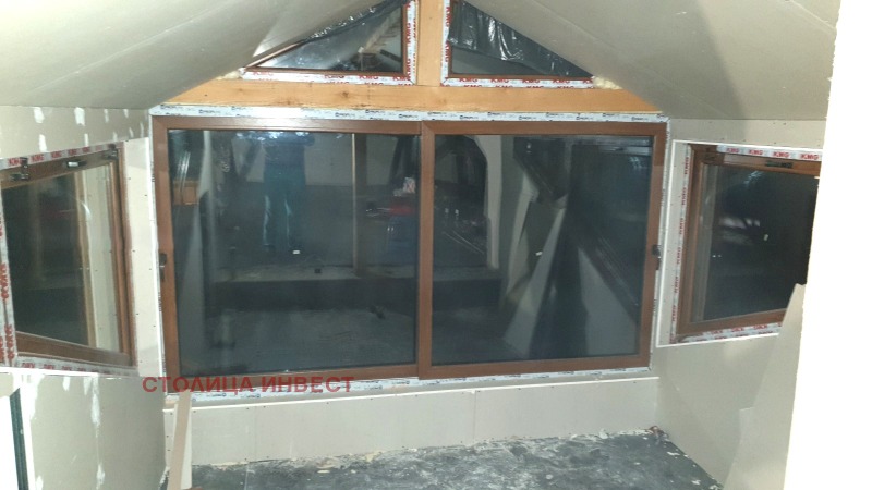 Продава ЕТАЖ ОТ КЪЩА, гр. Русе, Център, снимка 4 - Етаж от къща - 53463865