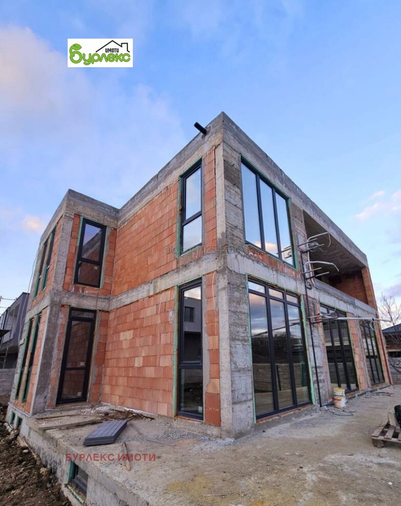 Na sprzedaż  Dom Warna , m-t Gorna Traka , 360 mkw | 72502182 - obraz [6]