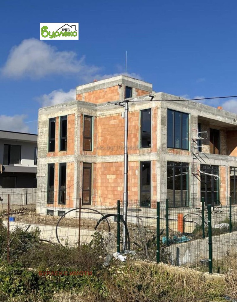 Na sprzedaż  Dom Warna , m-t Gorna Traka , 360 mkw | 72502182 - obraz [7]