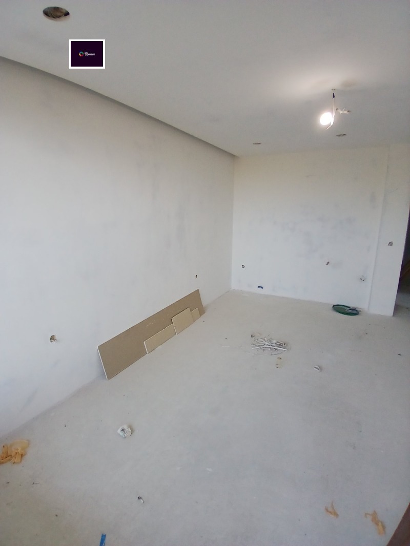 Продава КЪЩА, гр. Варна, Възраждане 2, снимка 7 - Къщи - 52377075