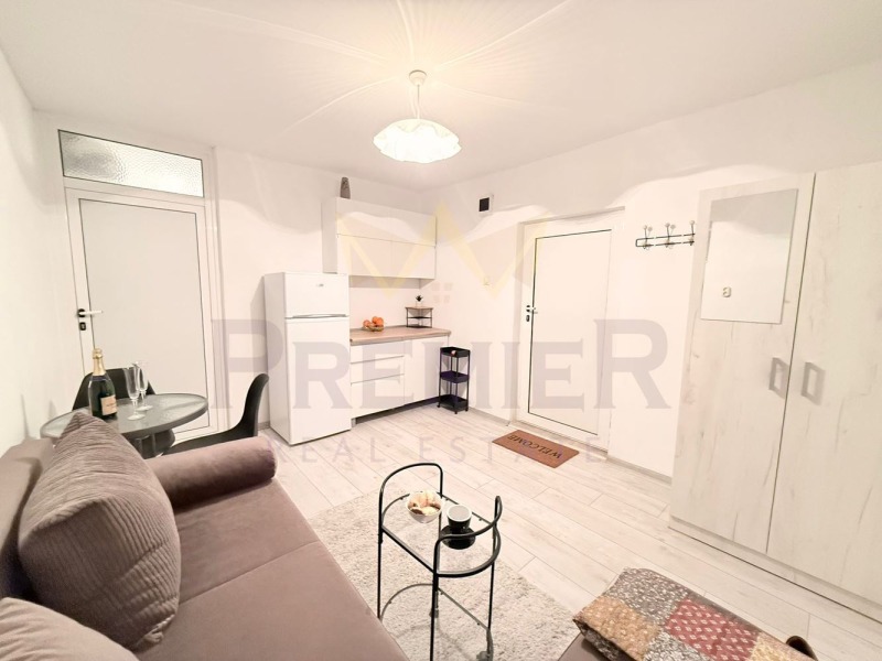 Продава 1-СТАЕН, гр. Варна, Фестивален комплекс, снимка 2 - Апартаменти - 53426529