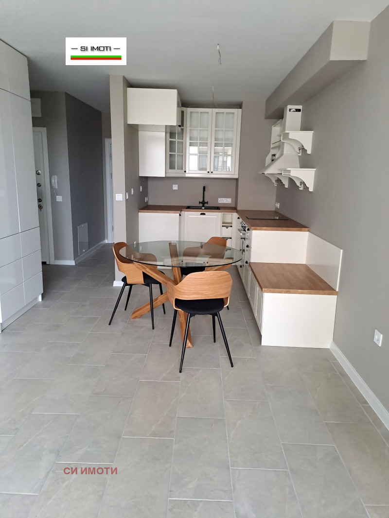 Na prodej  1 ložnice Sofia , Nadežda 1 , 82 m2 | 31424421