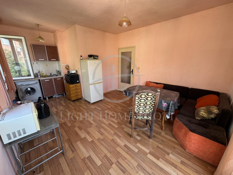 Eladó  2 hálószobás Plovdiv , Karsijaka , 100 négyzetméter | 84148521