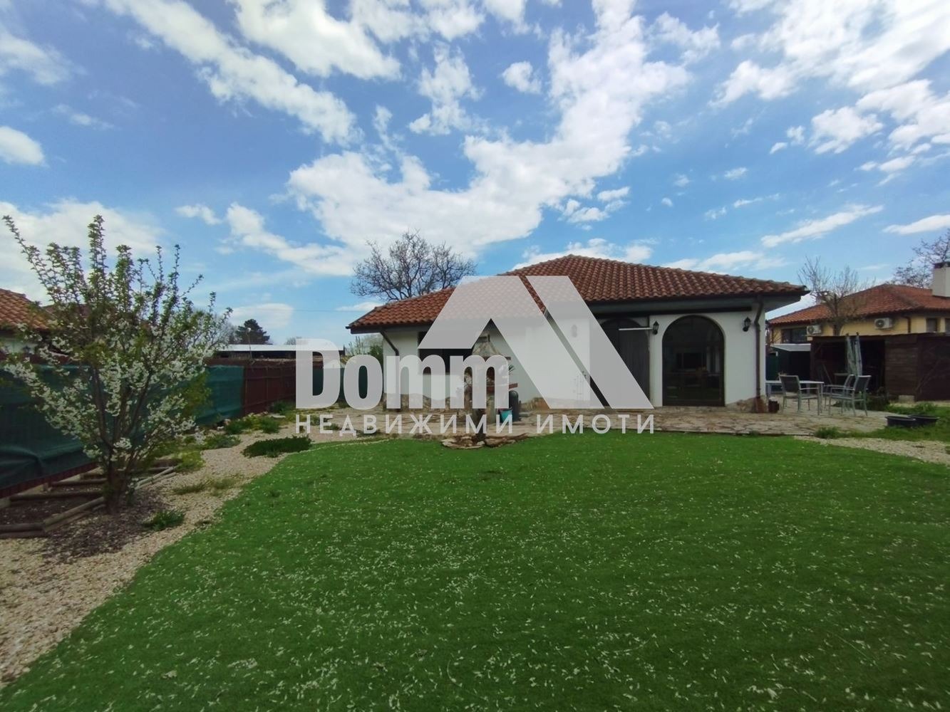 Продава КЪЩА, с. Могилище, област Добрич, снимка 2 - Къщи - 54328219