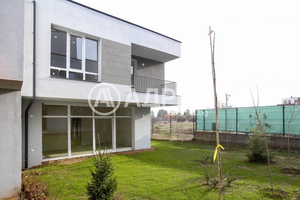 Продава КЪЩА, гр. София, м-т Камбаните