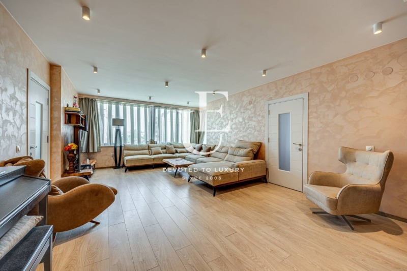 Продава  3-стаен град София , Център , 98 кв.м | 49181374 - изображение [2]