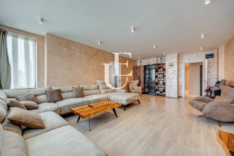 Продава 3-СТАЕН, гр. София, Център, снимка 8 - Апартаменти - 52075288