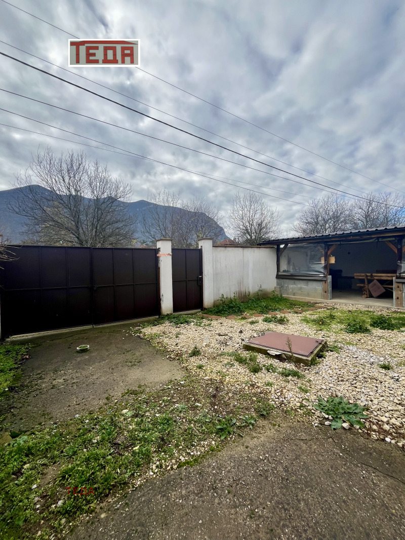 Продава КЪЩА, с. Бели извор, област Враца, снимка 14 - Къщи - 52635400