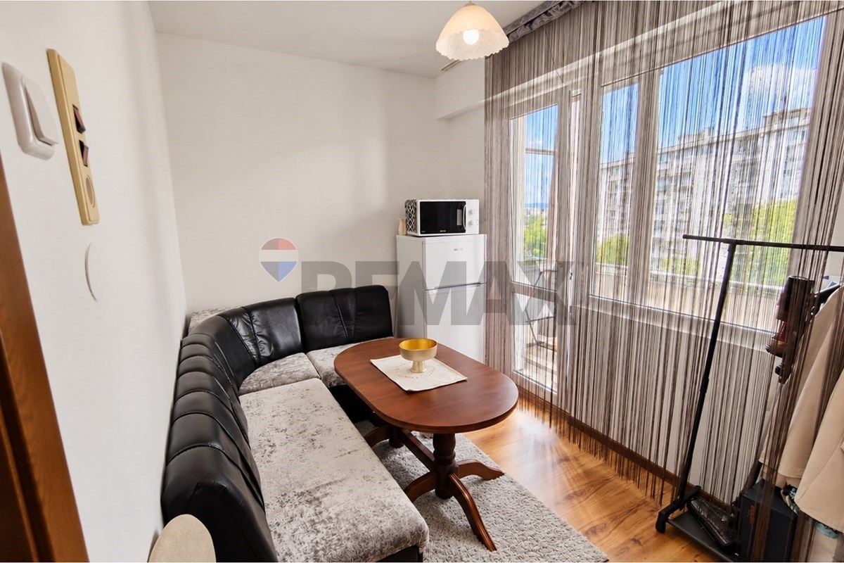 Продава 1-СТАЕН, гр. Шумен, Тракия, снимка 5 - Апартаменти - 56219881