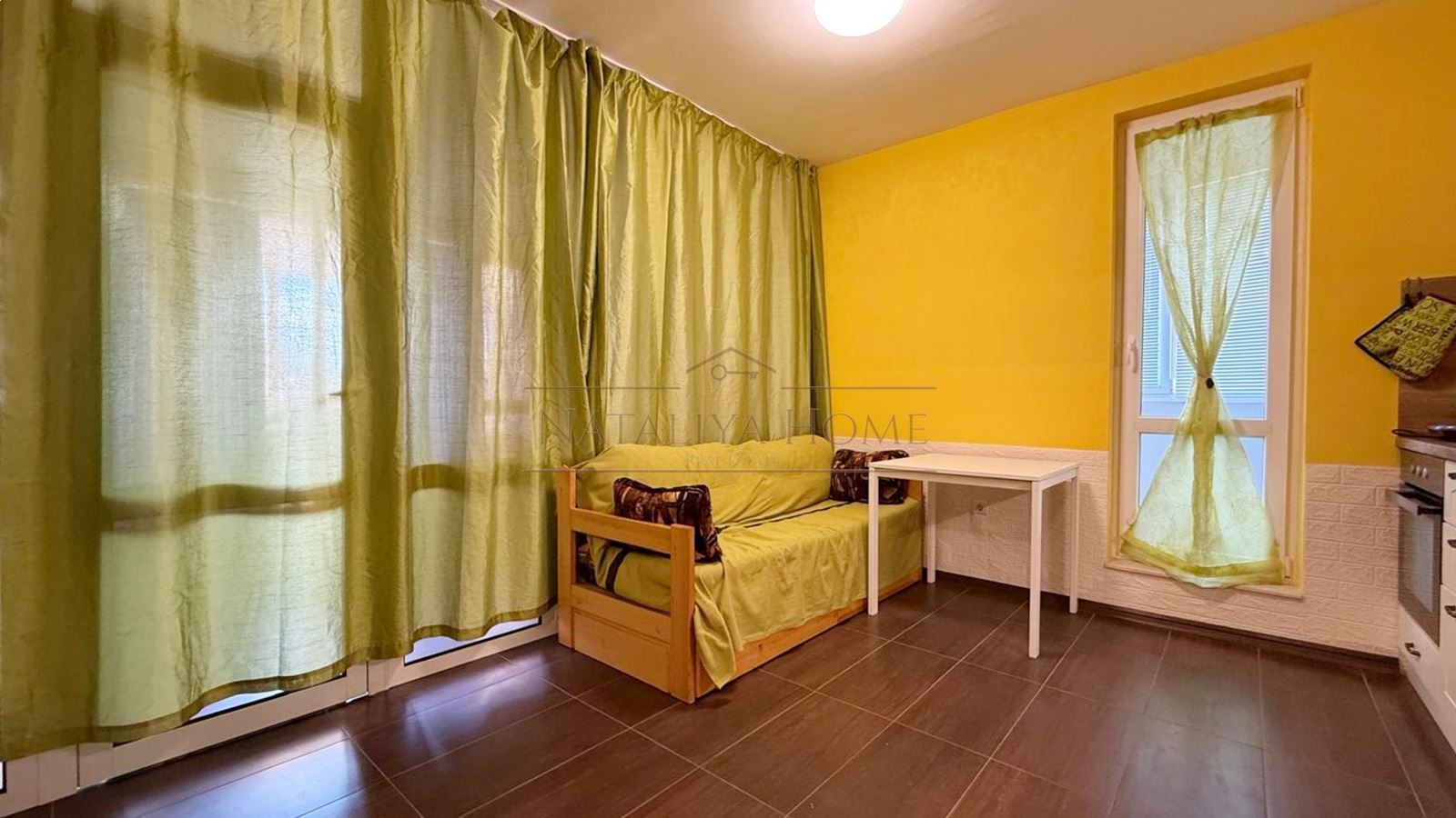 Продава 2-СТАЕН, гр. Бургас, Сарафово, снимка 3 - Апартаменти - 55363310