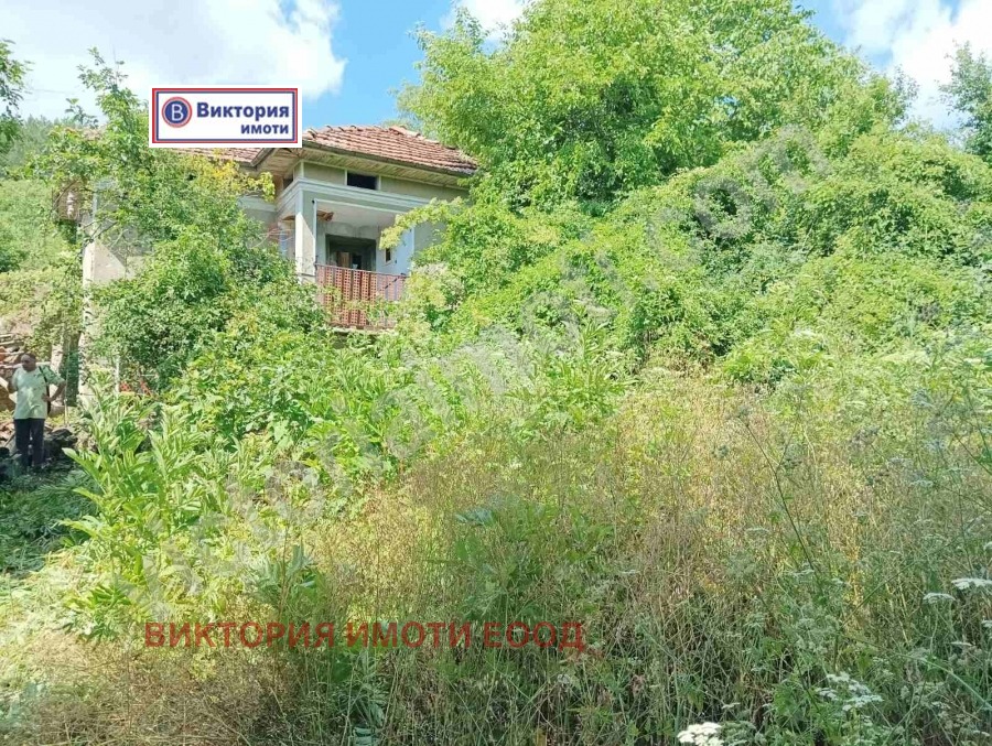 Продава КЪЩА, с. Вишовград, област Велико Търново, снимка 2 - Къщи - 50873093