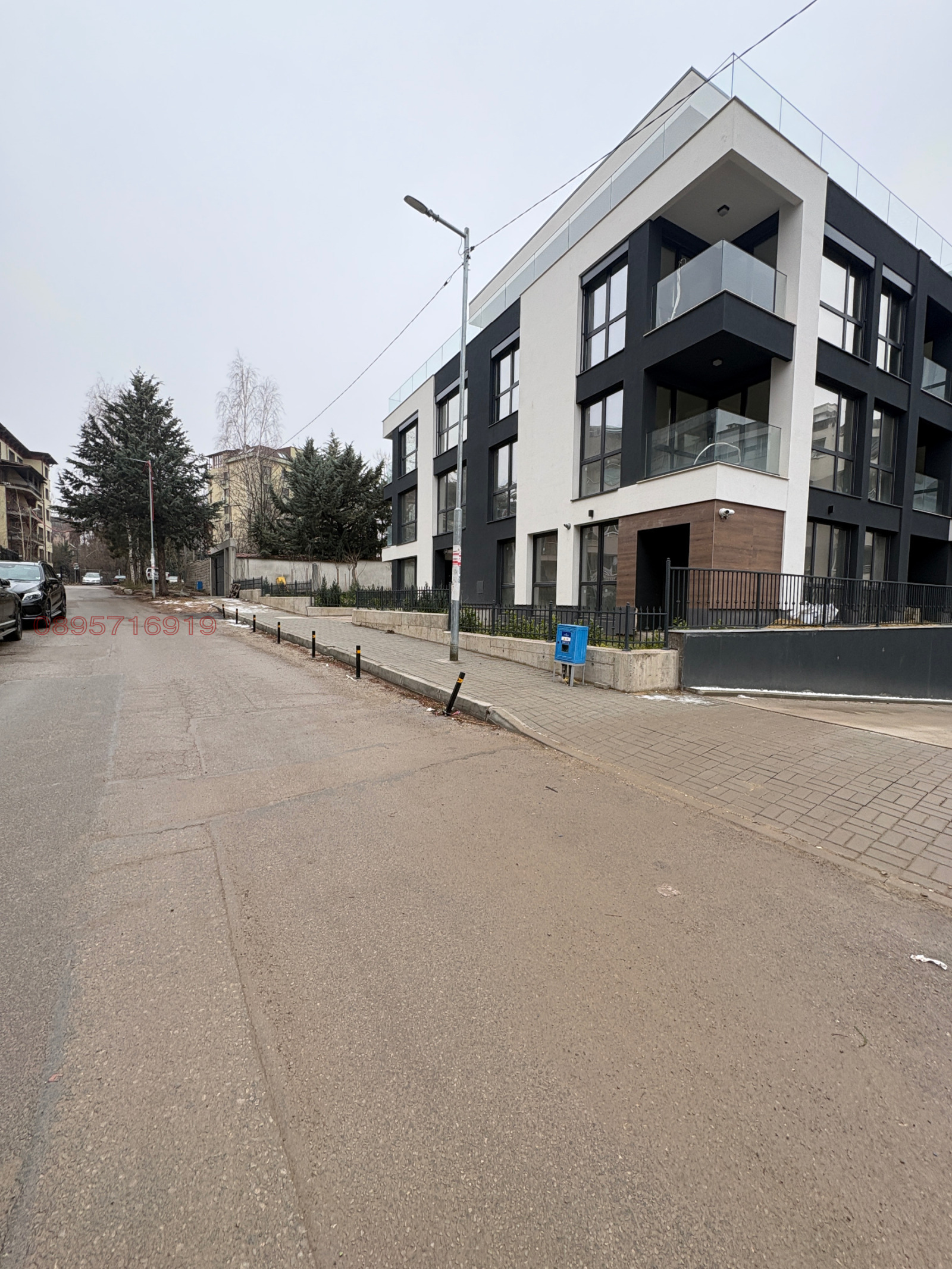 Продава ГАРАЖ, ПАРКОМЯСТО, гр. София, Витоша, снимка 7 - Гаражи и паркоместа - 53694580