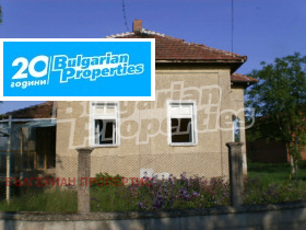 Продажба на имоти в с. Девенци, област Плевен - изображение 1 