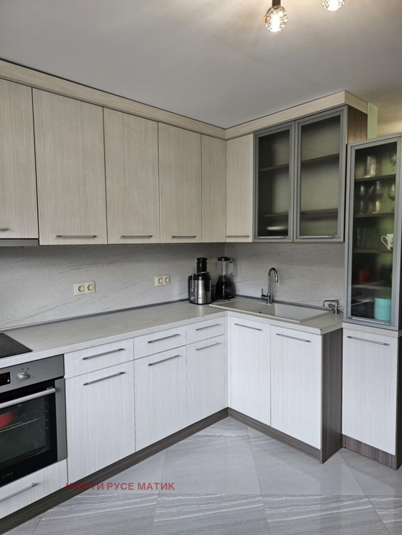 For Sale  3 bedroom Ruse , Tsentar , 100 sq.m | 33663987 - image [2]