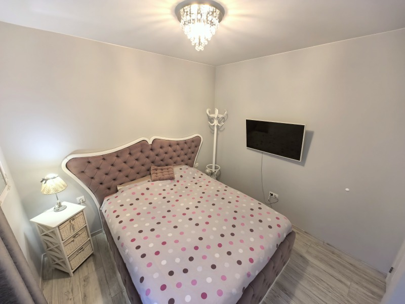 Продава  3-стаен град Варна , Изгрев , 143 кв.м | 78286971 - изображение [8]