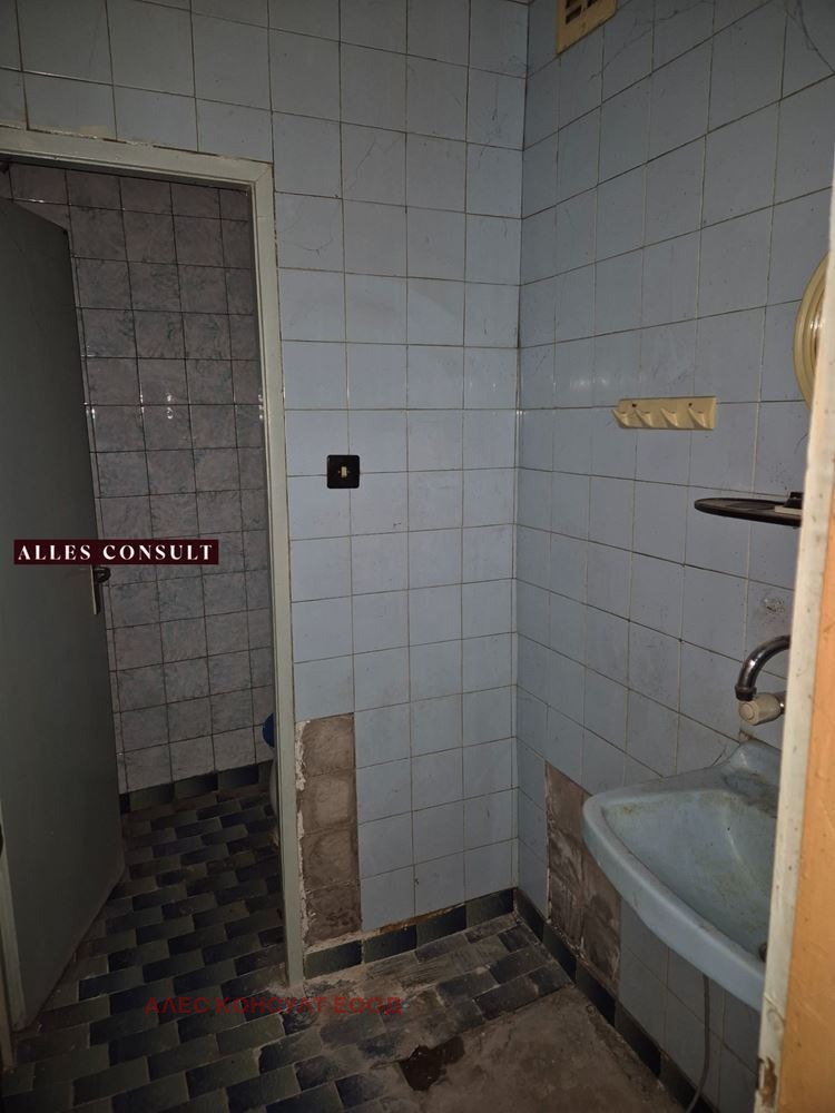 Till salu  2 sovrum Sofia , Krasna poljana 1 , 100 kvm | 39170575 - bild [8]