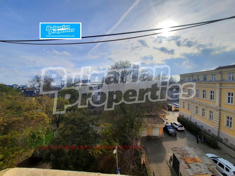 Продава 4-СТАЕН, гр. Бургас, Център, снимка 13 - Апартаменти - 52722291