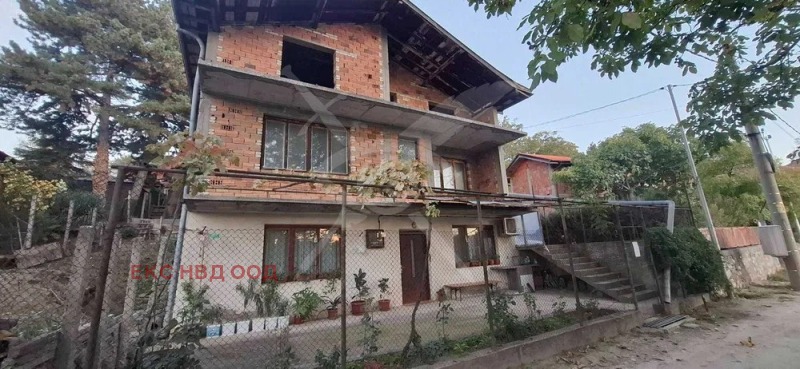 Продава КЪЩА, с. Брестовица, област Пловдив