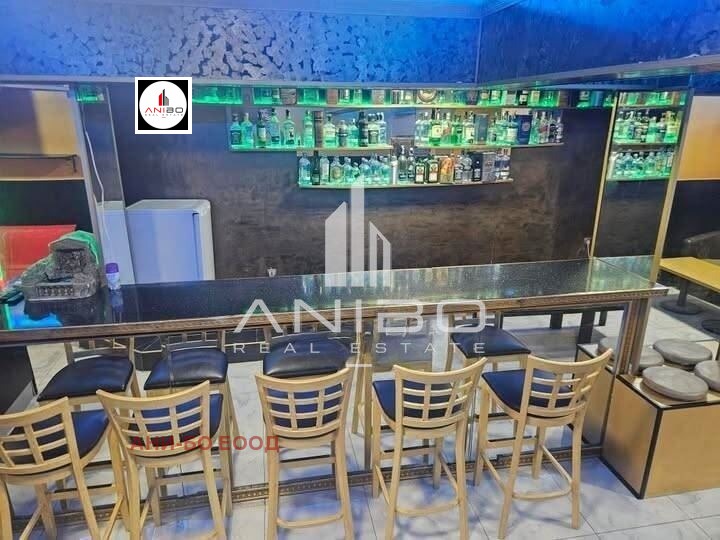 Продава ЗАВЕДЕНИЕ, гр. Варна, Център, снимка 5 - Заведения - 56067171