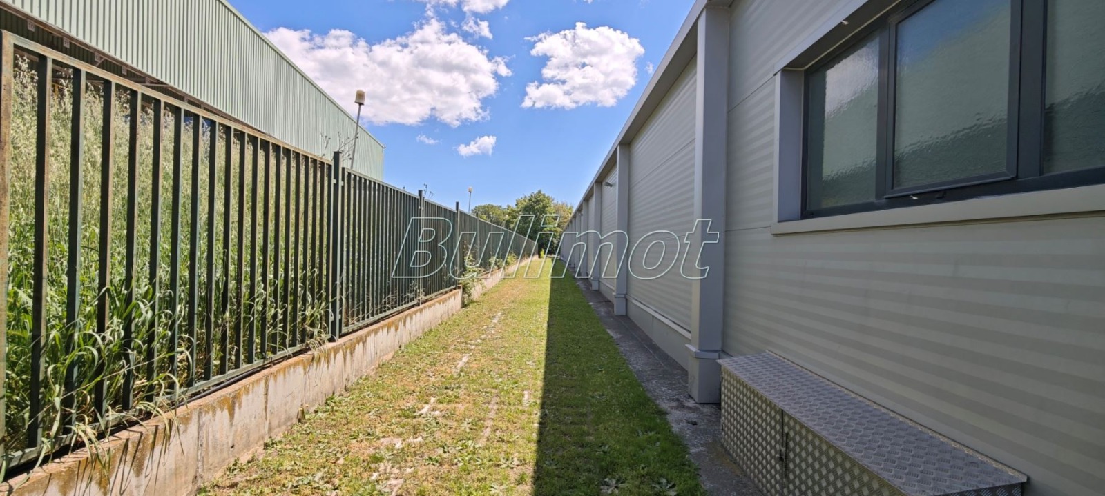 Продава ПРОМ. ПОМЕЩЕНИЕ | Imot.bg — изображение 11