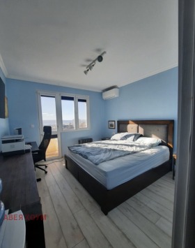 ����� ������� 3-�����,���� �����, �������>