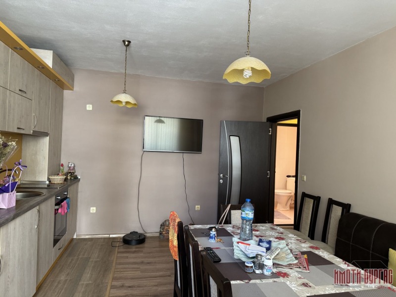 Продава  3-стаен град Бургас , Меден рудник - зона Б , 78 кв.м | 91183599 - изображение [2]