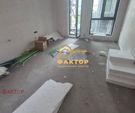 Студия Христо Смирненски, Пловдив