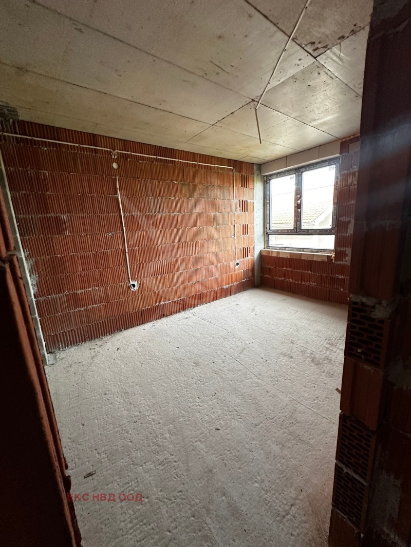 Na sprzedaż  1 sypialnia Plowdiw , Proslaw , 66 mkw | 38180220