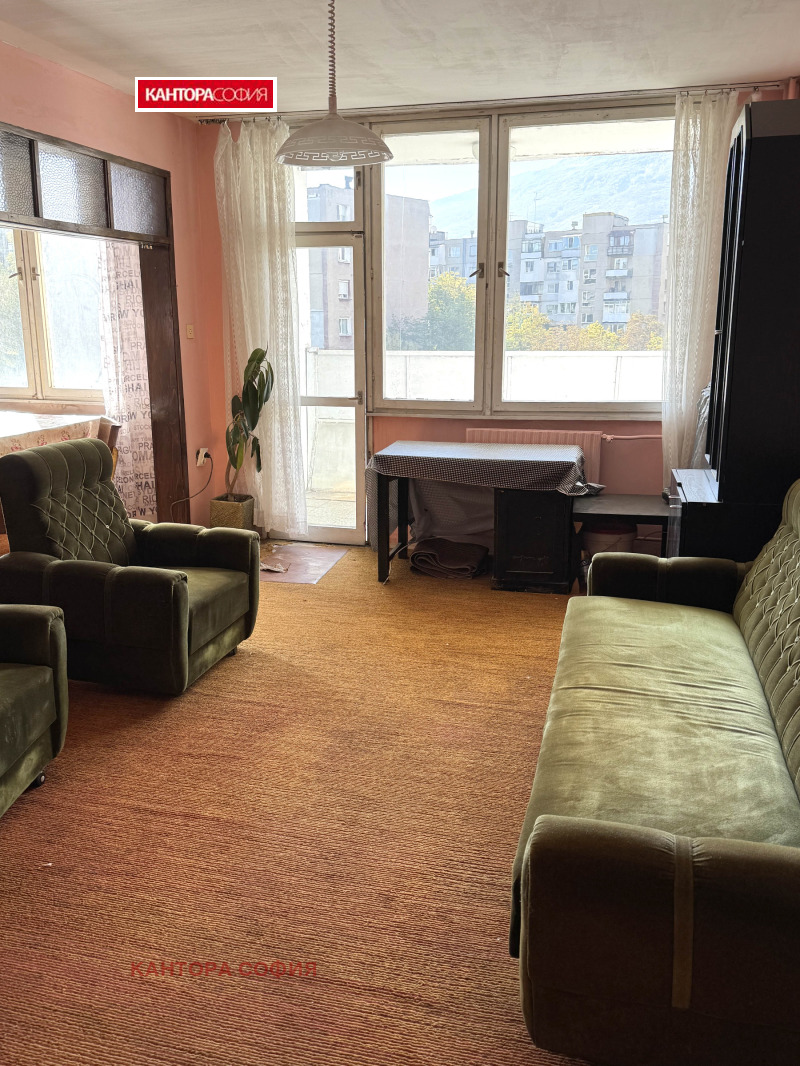 Til salg  1 soveværelse Sofia , Bakston , 75 kvm | 89183090
