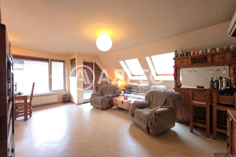 Продава 3-СТАЕН, гр. София, Карпузица, снимка 2 - Апартаменти - 52547993