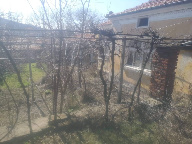 Продава КЪЩА, с. Винарово, област Стара Загора, снимка 3 - Къщи - 45374376