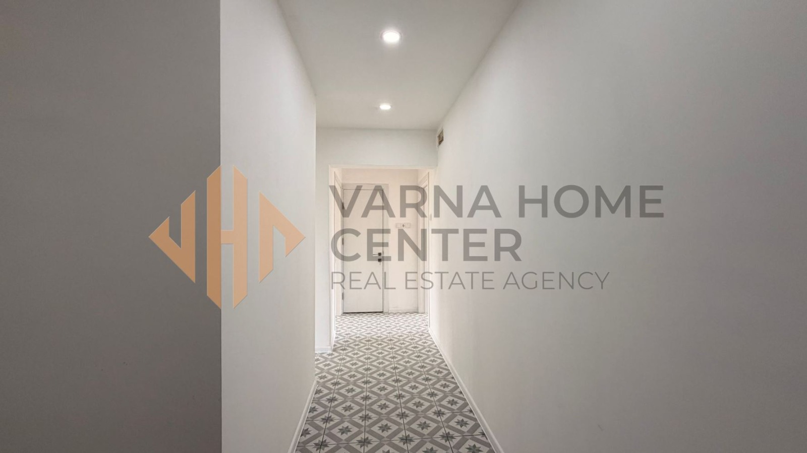 Продава 3-СТАЕН, гр. Варна, Цветен квартал, снимка 9 - Апартаменти - 54665459