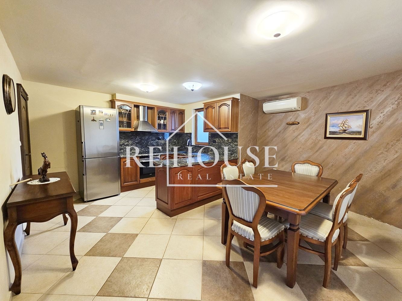 Продава КЪЩА, гр. Варна, м-т Долна Трака, снимка 4 - Къщи - 53785819