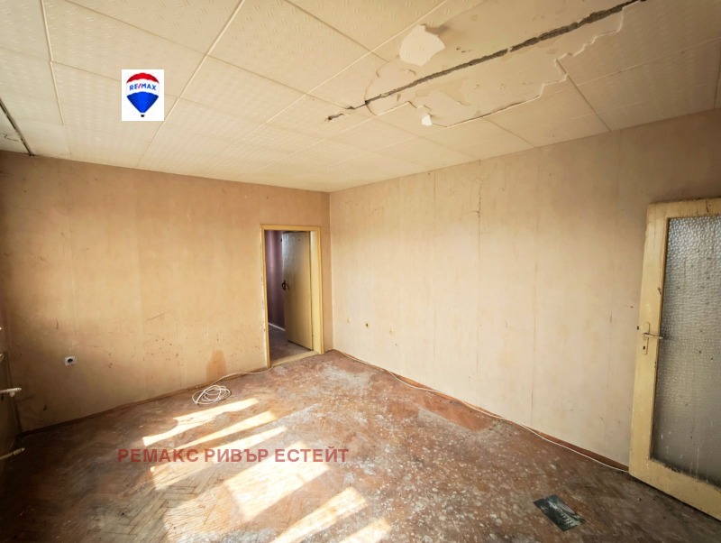 Продава 2-СТАЕН в град Русе, Централен южен район - 62 кв.м / 55 000 € » 107 570.65 лв., РЕМАКС РИВЪР ЕСТЕЙТ