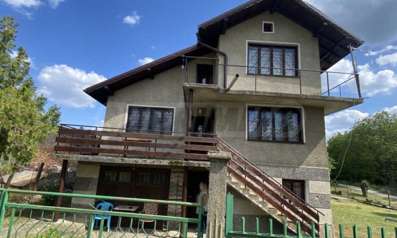 Продава КЪЩА в област Видин, с. Ракитница - 225 кв.м / 77 000 € » 150 598.91 лв., СУПРИММО ОФИСИ В СТРАНАТА