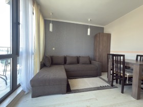 1 quarto k.k. Slantchev briag, região Burgas 3