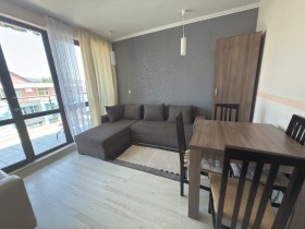 1 quarto k.k. Slantchev briag, região Burgas 2