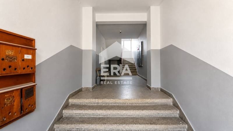 Продава 4-СТАЕН, гр. Омуртаг, област Търговище, снимка 15 - Апартаменти - 55294185