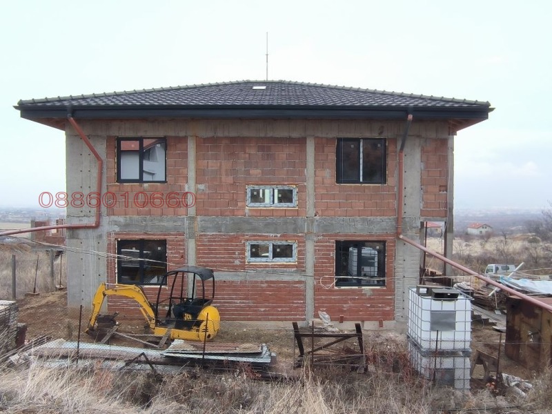 Продава КЪЩА, с. Марково, област Пловдив, снимка 2 - Къщи - 48167949