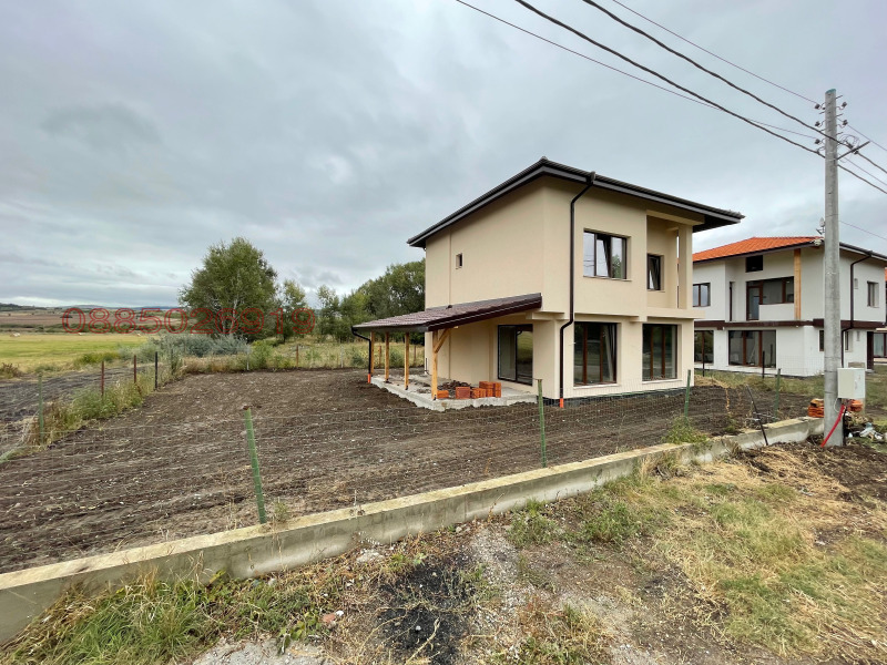 Продава  Къща област София , гр. Божурище , 183 кв.м | 11562749